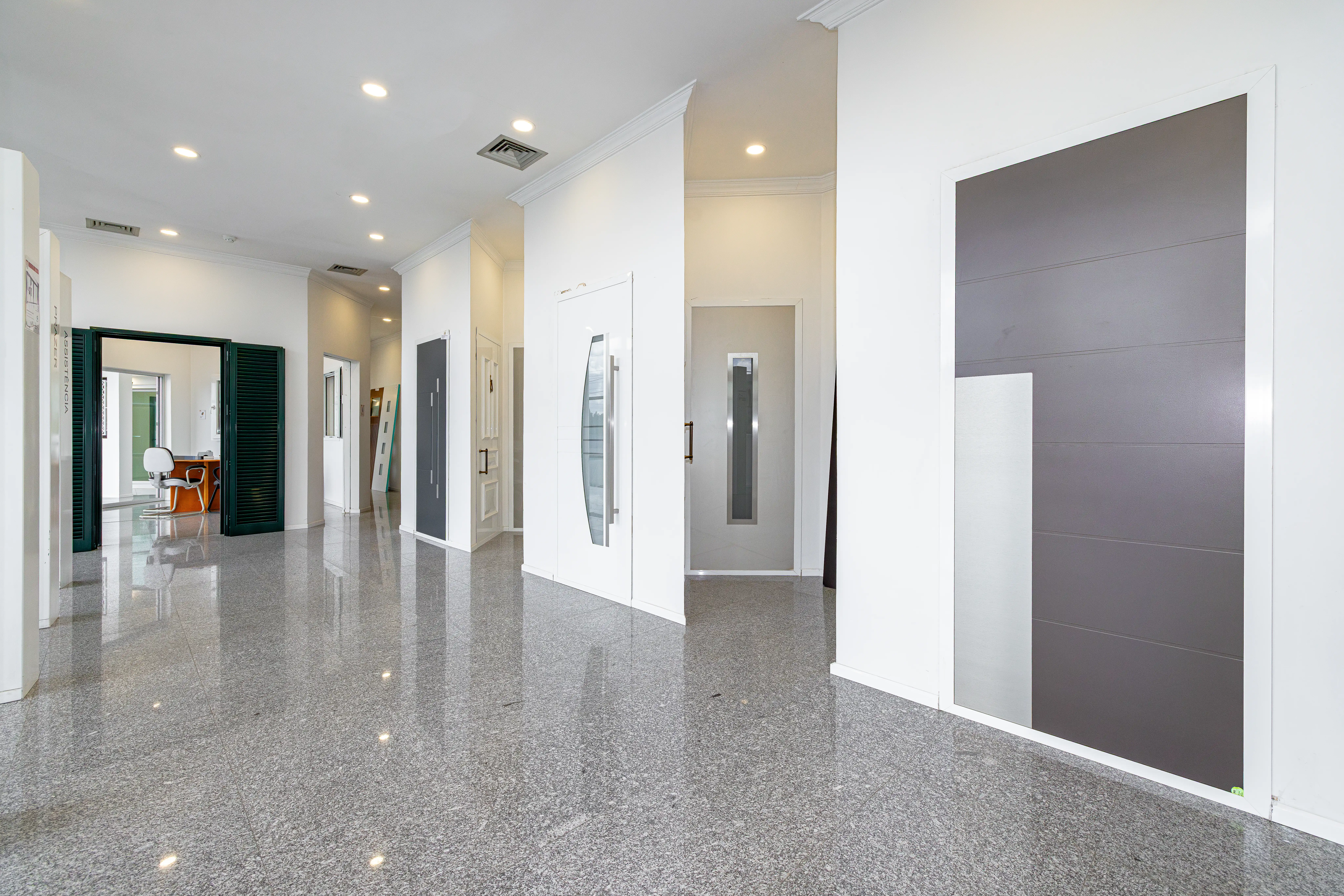 Showroom QUAL 3